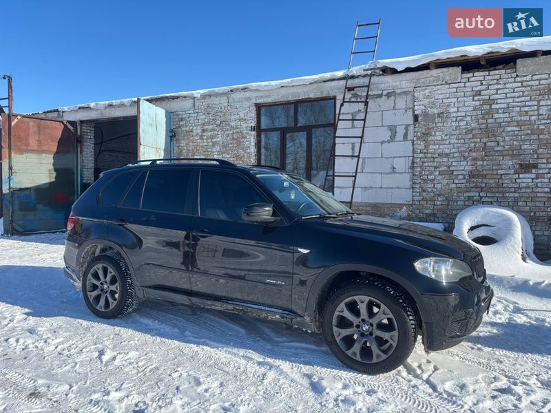 Позашляховик / Кросовер BMW X5 2011 в Вишневому