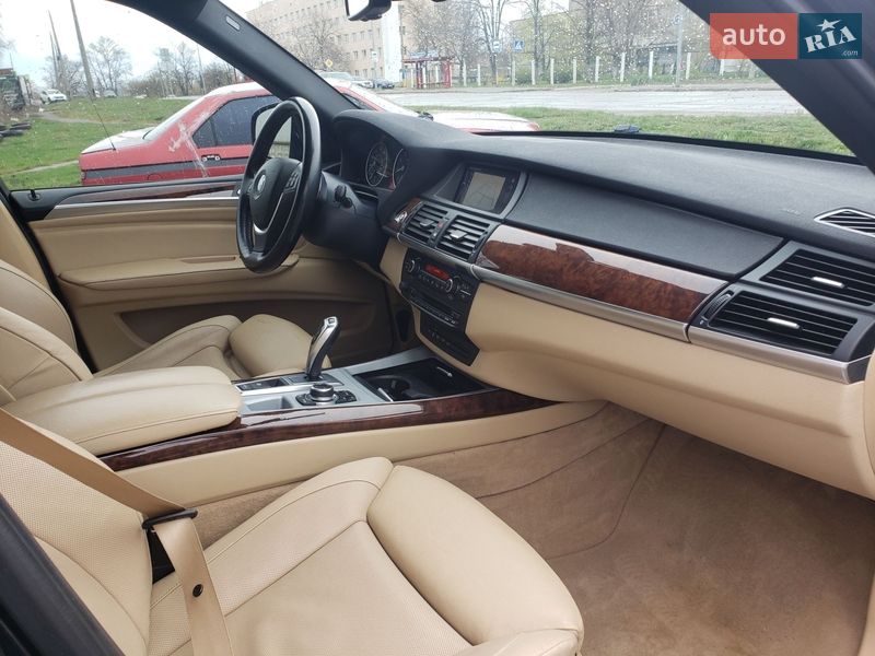 Позашляховик / Кросовер BMW X5 2012 в Києві фото 28 Позашляховик / Кросовер BMW X5 2012 в Києві