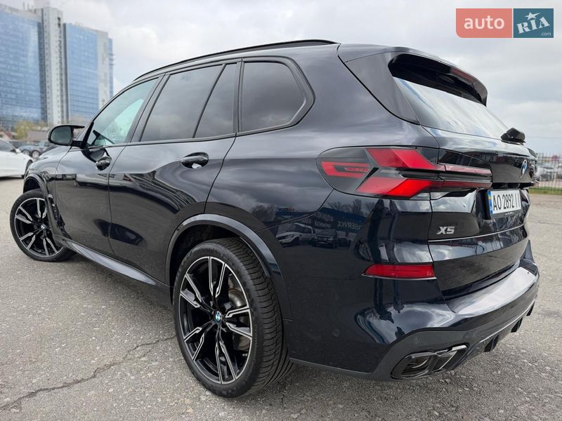 Позашляховик / Кросовер BMW X5 2023 в Києві