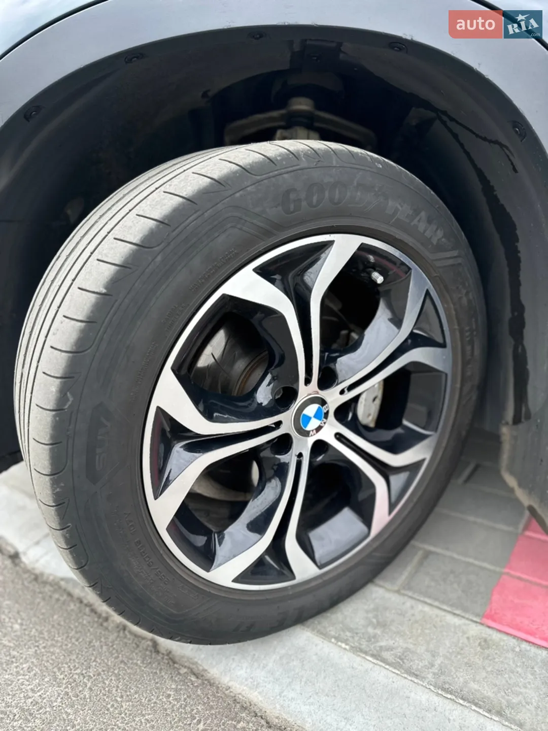 2011 BMW X5 - мініатюра 12