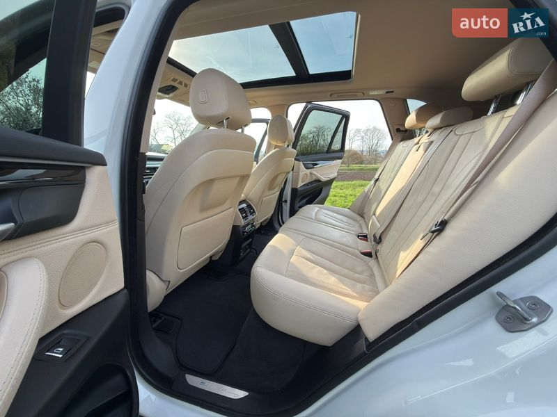 Позашляховик / Кросовер BMW X5 2015 в Дніпрі фото 34 Позашляховик / Кросовер BMW X5 2015 в Дніпрі