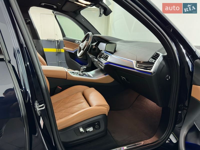 Внедорожник / Кроссовер BMW X5 2022 в Казатине