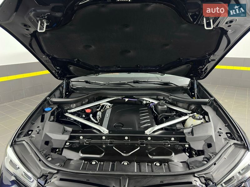 Внедорожник / Кроссовер BMW X5 2022 в Казатине