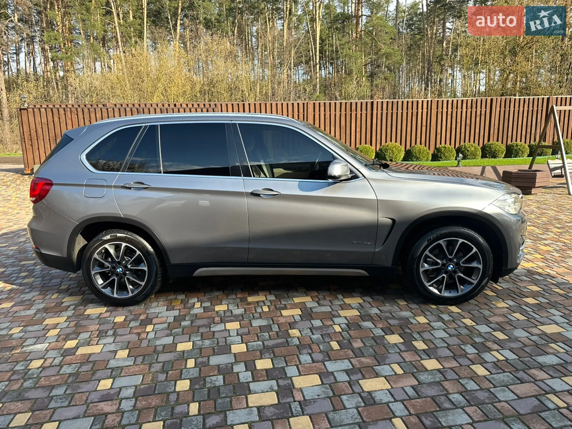 2016 BMW X5 - мініатюра 2