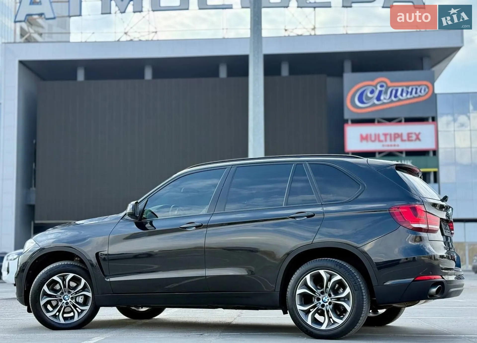 2015 BMW X5 - мініатюра 18
