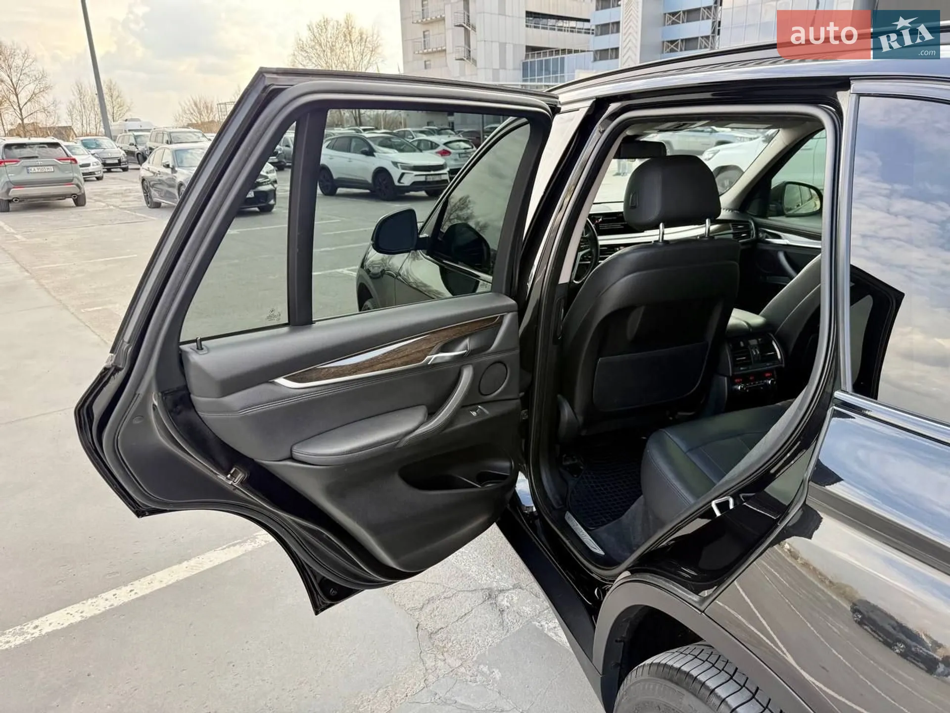 2015 BMW X5 - мініатюра 26
