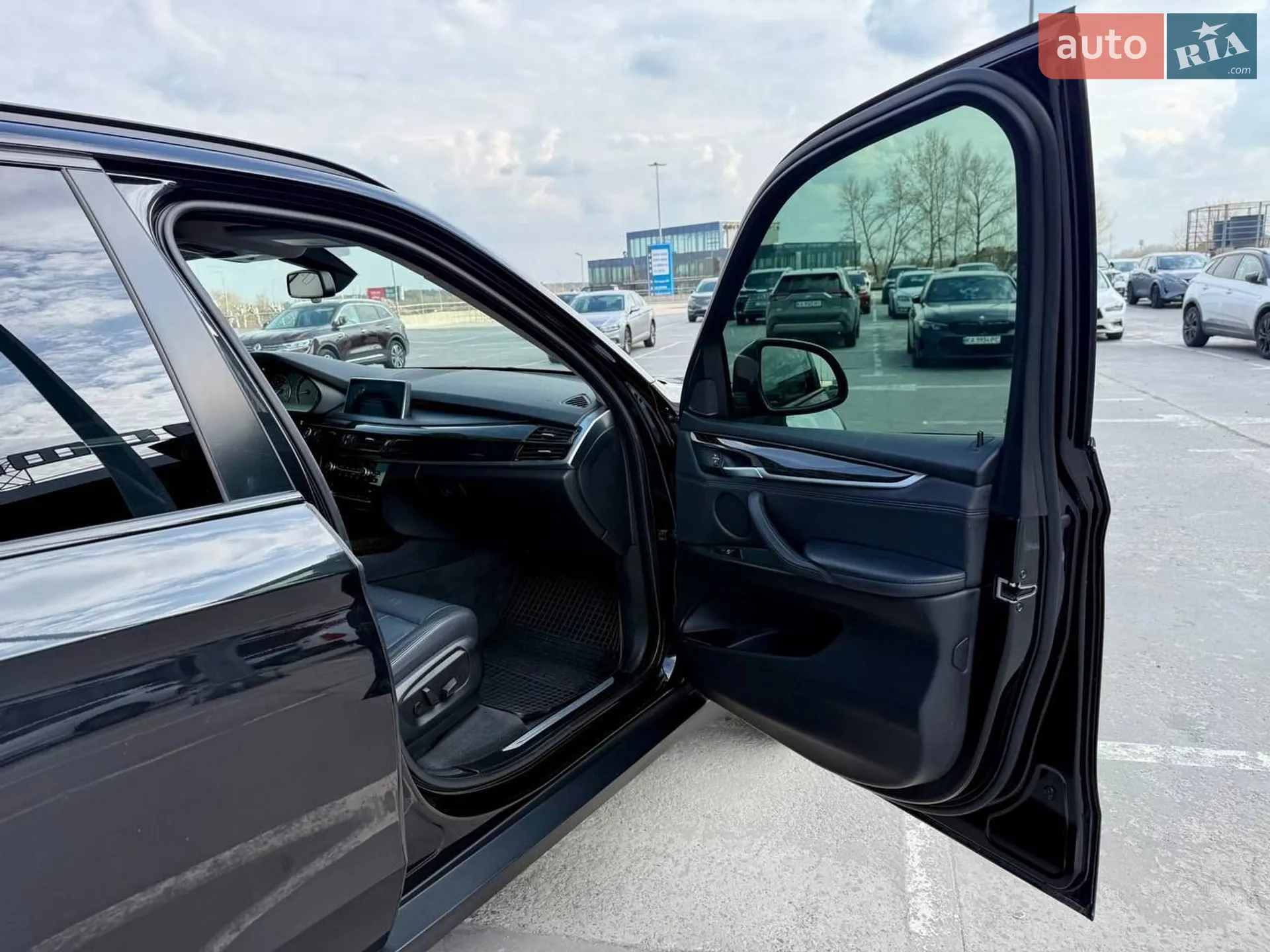2015 BMW X5 - мініатюра 52