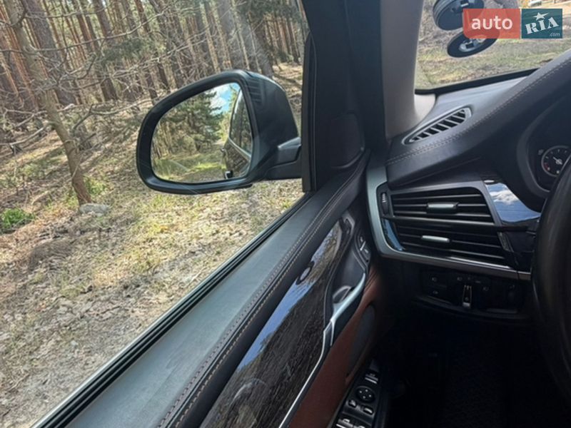 Внедорожник / Кроссовер BMW X5 2016 в Киеве
