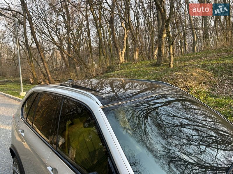 Позашляховик / Кросовер BMW X5 2014 в Чернівцях