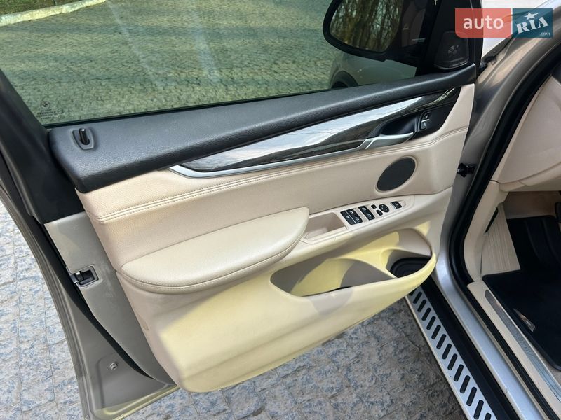 Позашляховик / Кросовер BMW X5 2014 в Чернівцях