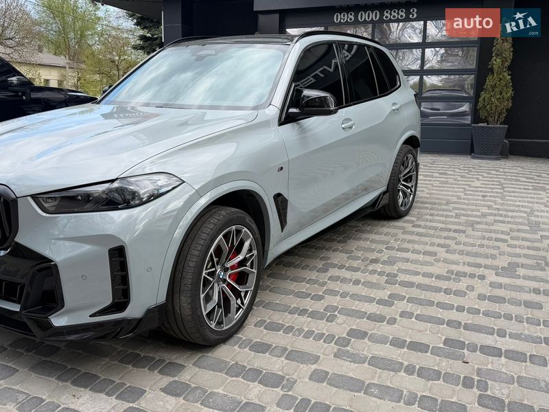 Внедорожник / Кроссовер BMW X5 2023 в Запорожье
