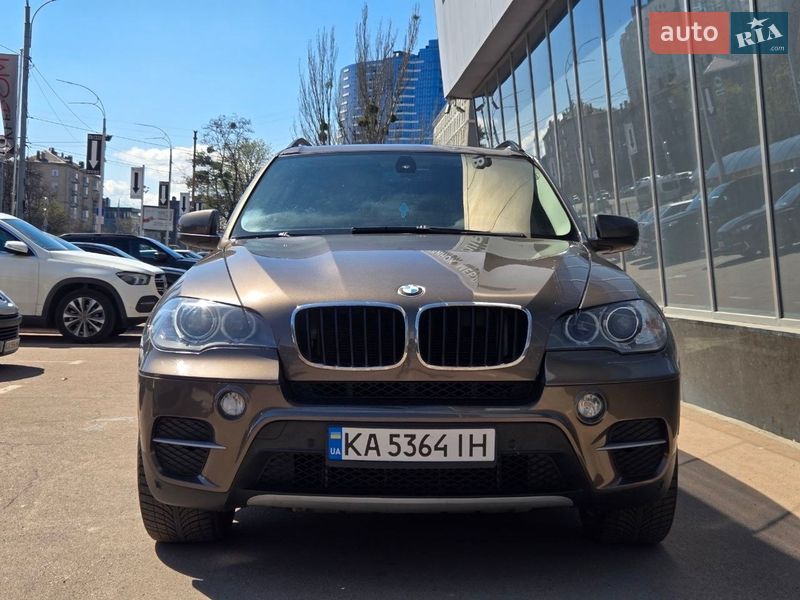 Позашляховик / Кросовер BMW X5 2011 в Києві