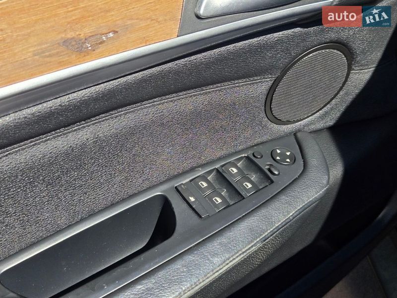 Позашляховик / Кросовер BMW X5 2011 в Києві