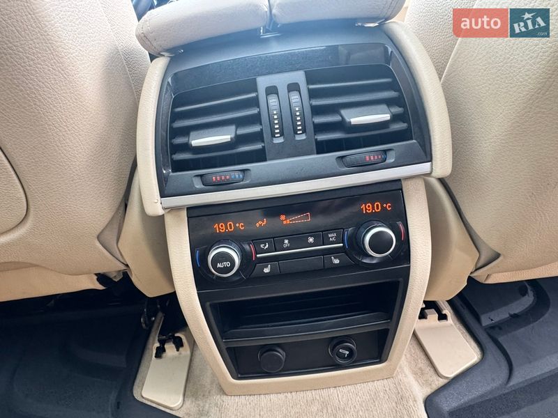 Позашляховик / Кросовер BMW X5 2015 в Яворові