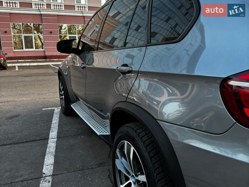 Позашляховик / Кросовер BMW X5 2012 в Одесі фото 16 Позашляховик / Кросовер BMW X5 2012 в Одесі