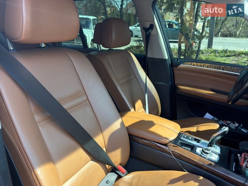 Внедорожник / Кроссовер BMW X5 2009 в Хмельницком