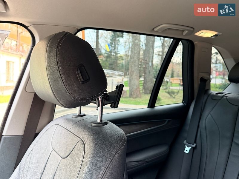 Внедорожник / Кроссовер BMW X5 2017 в Дрогобыче