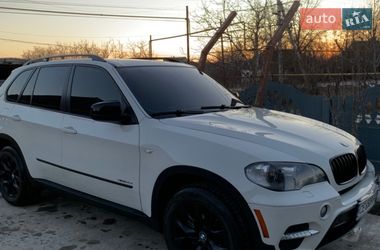 Внедорожник / Кроссовер BMW X5 2011 в Хотине
