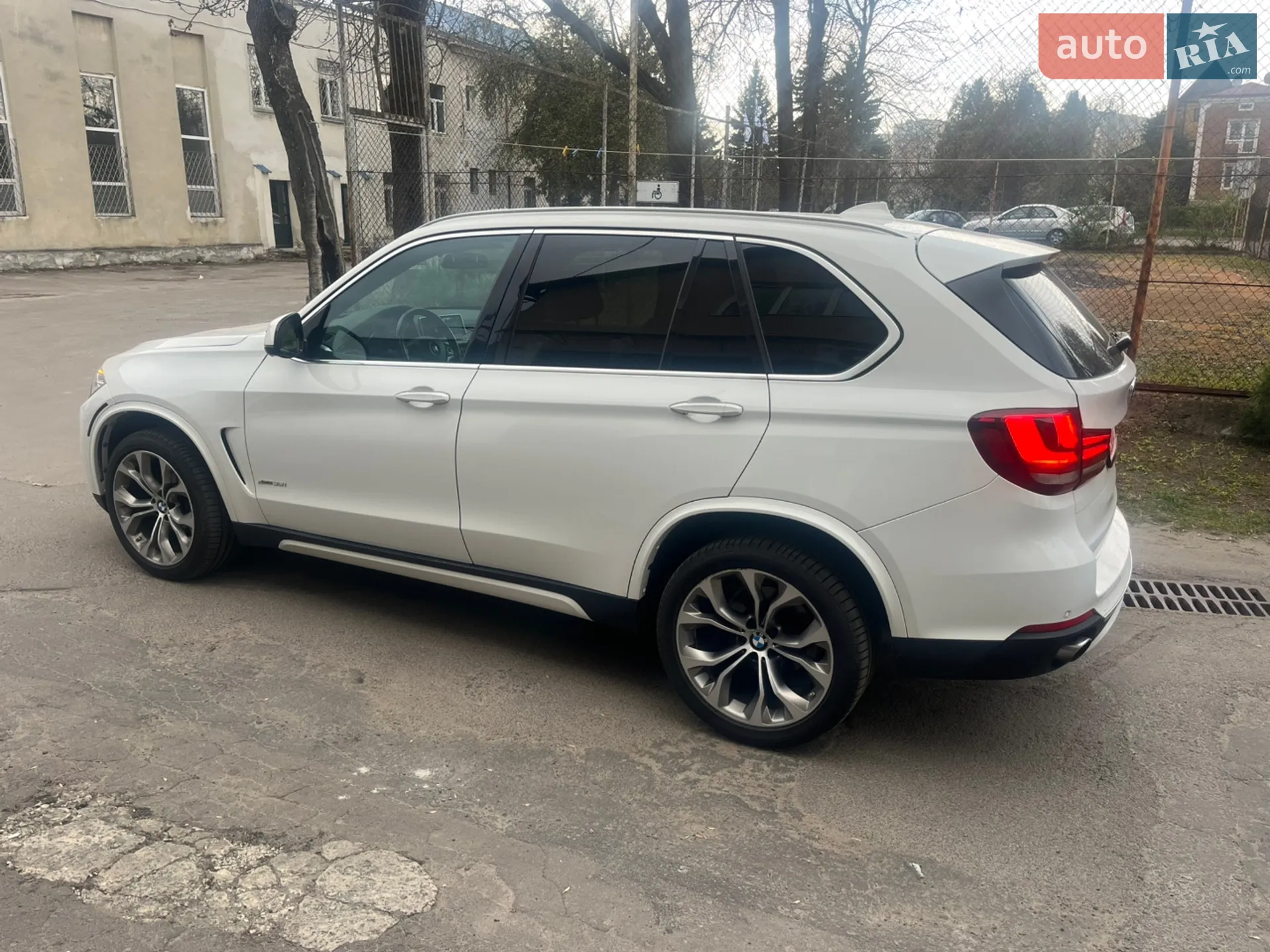 2017 BMW X5 - мініатюра 4