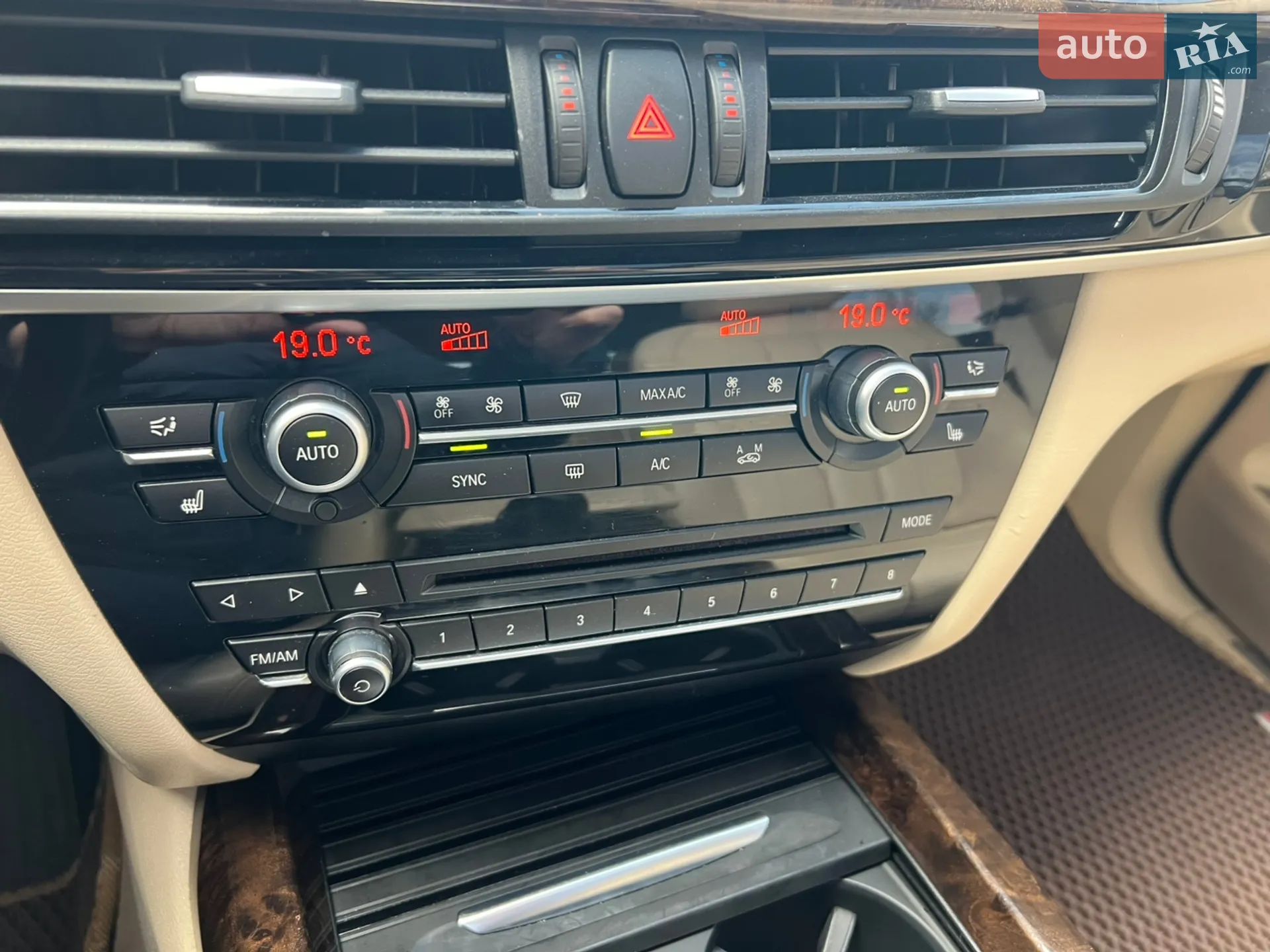 2015 BMW X5 - мініатюра 17