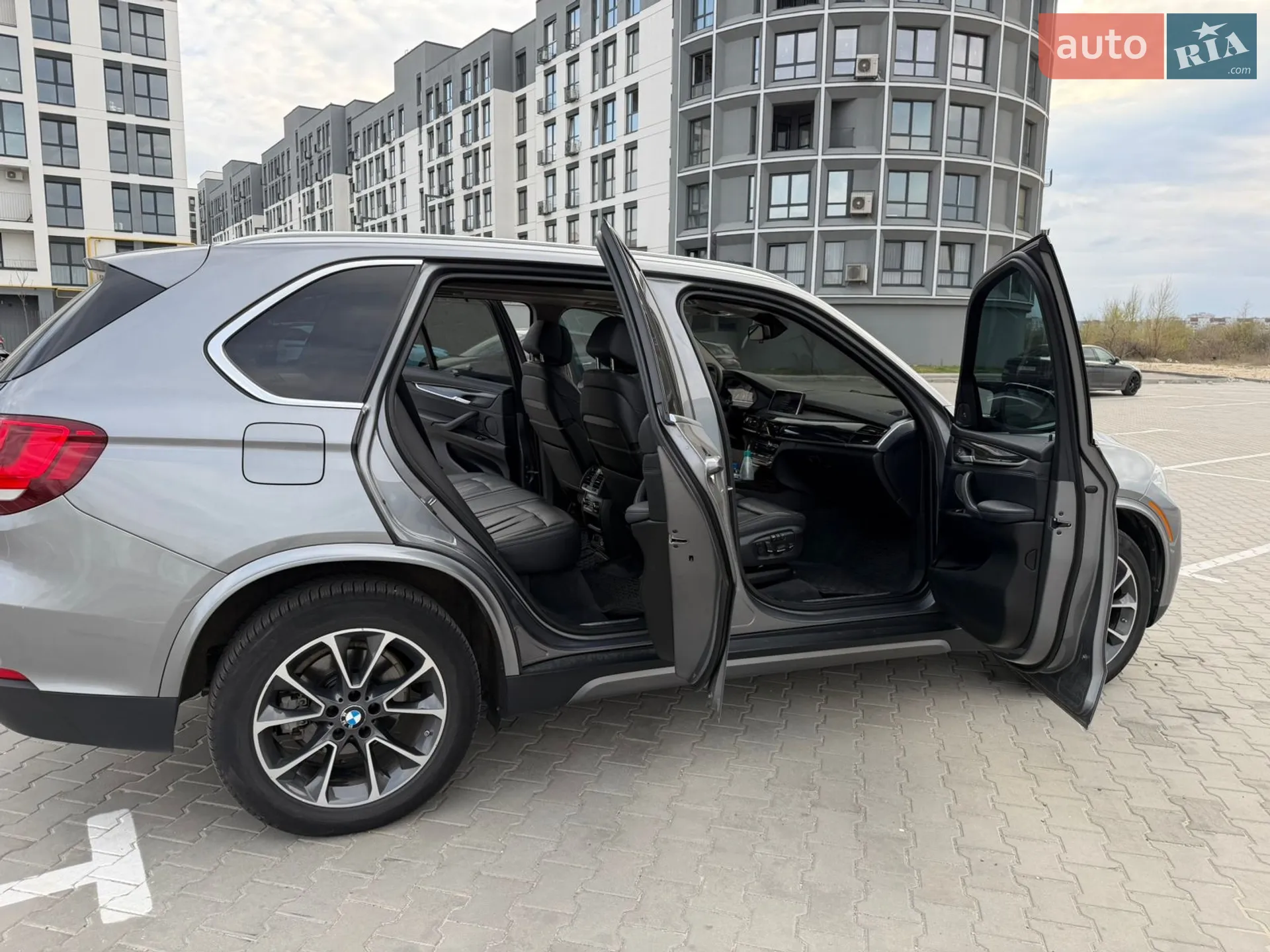 2015 BMW X5 - мініатюра 3