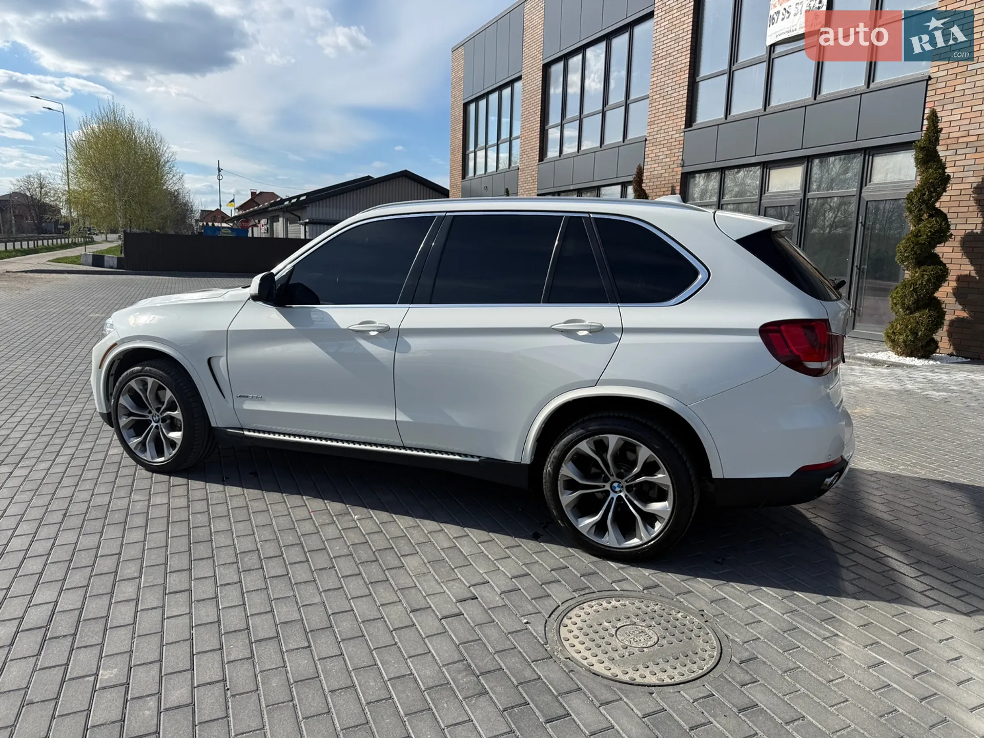 2017 BMW X5 - мініатюра 15