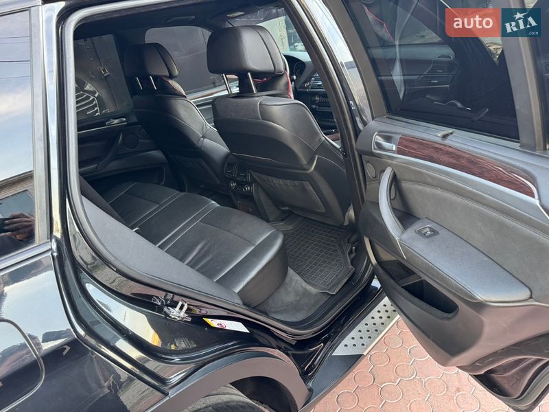 Внедорожник / Кроссовер BMW X5 2008 в Запорожье