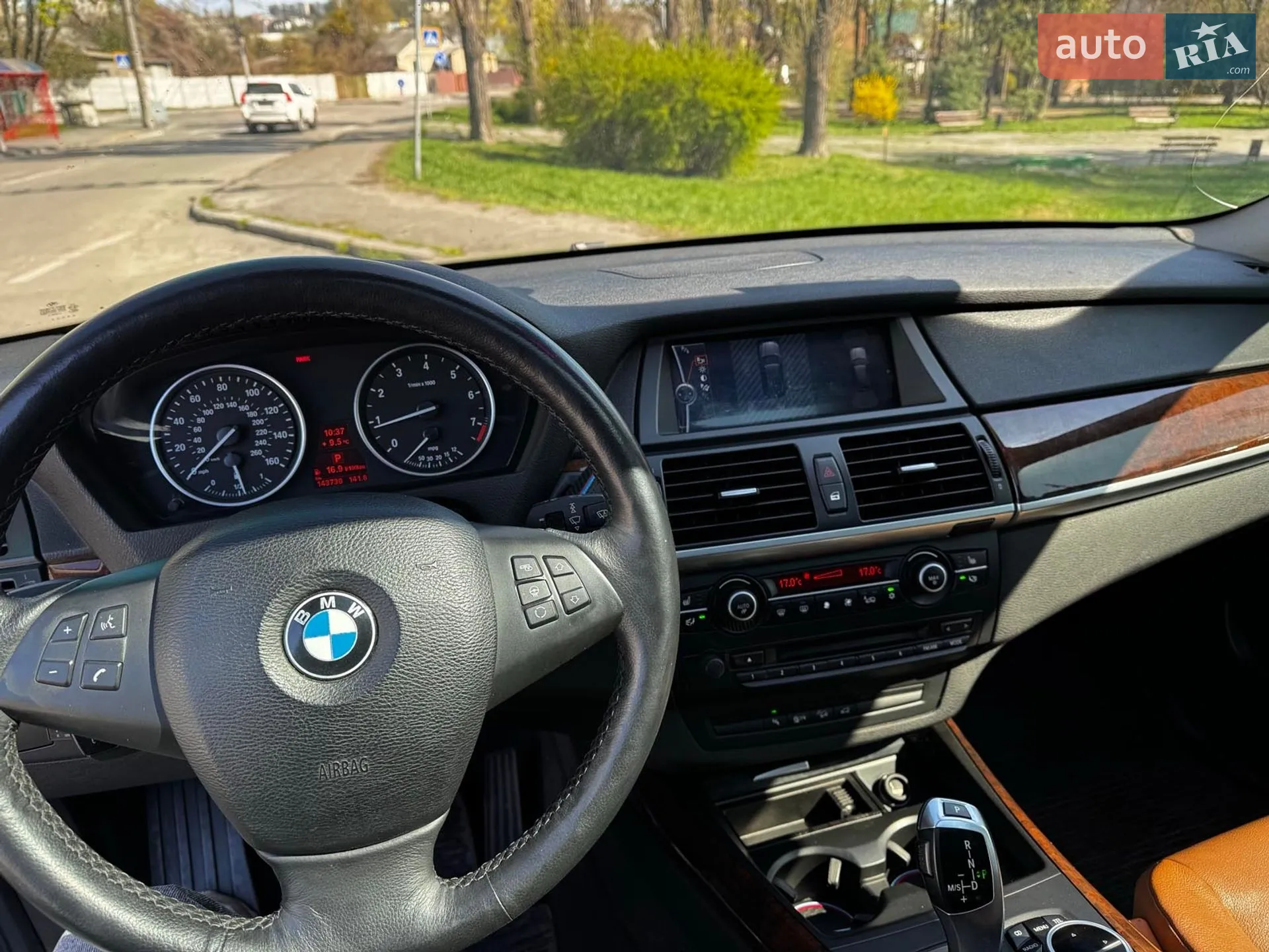 2010 BMW X5 - мініатюра 28