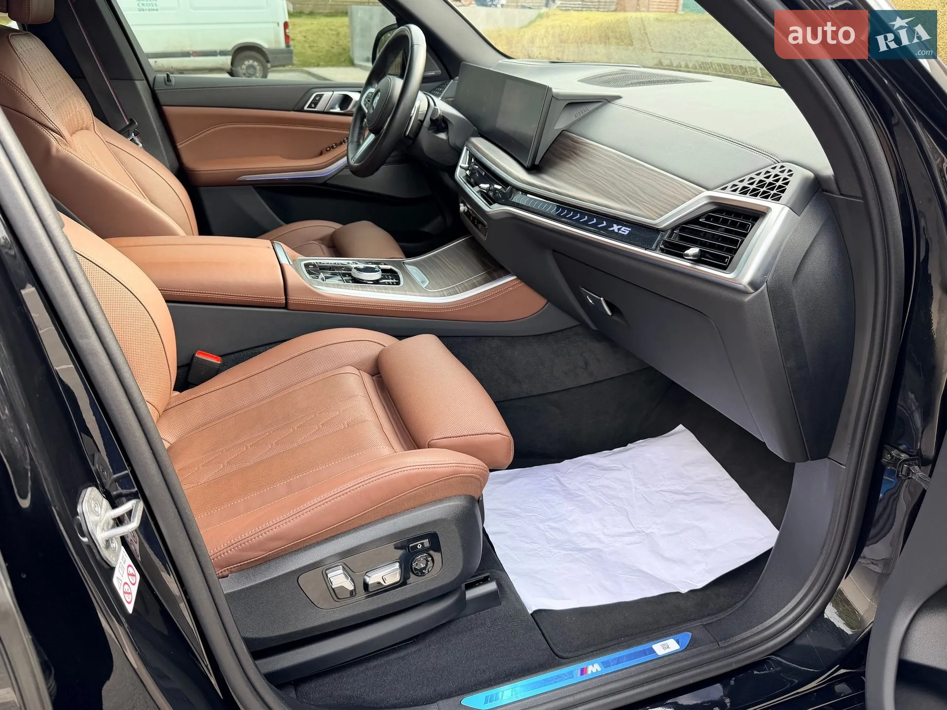 2023 BMW X5 - мініатюра 119