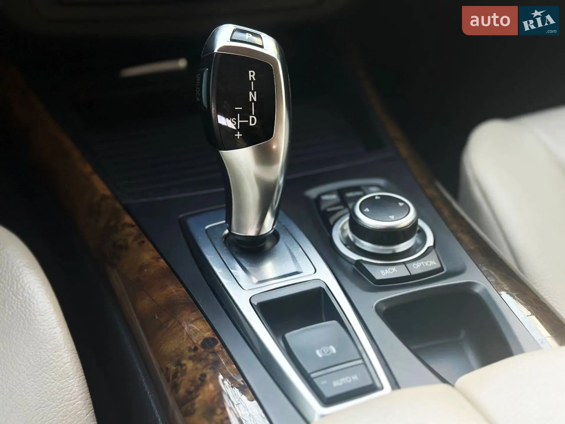 2010 BMW X5 - мініатюра 35