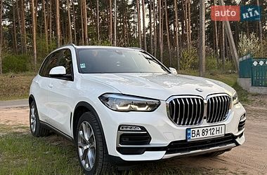 Внедорожник / Кроссовер BMW X5 2021 в Гайвороне
