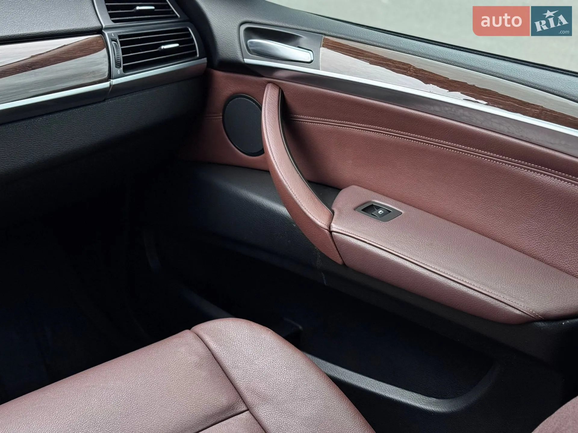 2011 BMW X5 - мініатюра 38