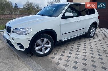 Внедорожник / Кроссовер BMW X5 2010 в Радомышле