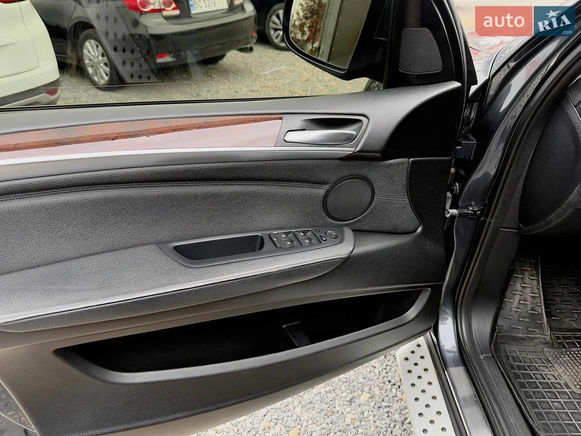 2012 BMW X5 - мініатюра 8