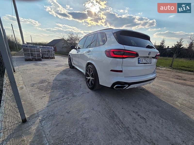 Внедорожник / Кроссовер BMW X5 2019 в Харькове