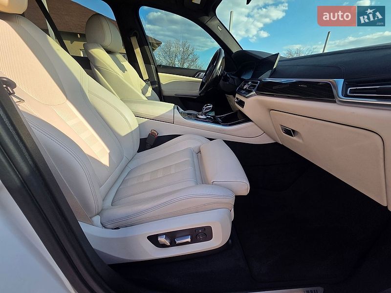 Внедорожник / Кроссовер BMW X5 2019 в Харькове
