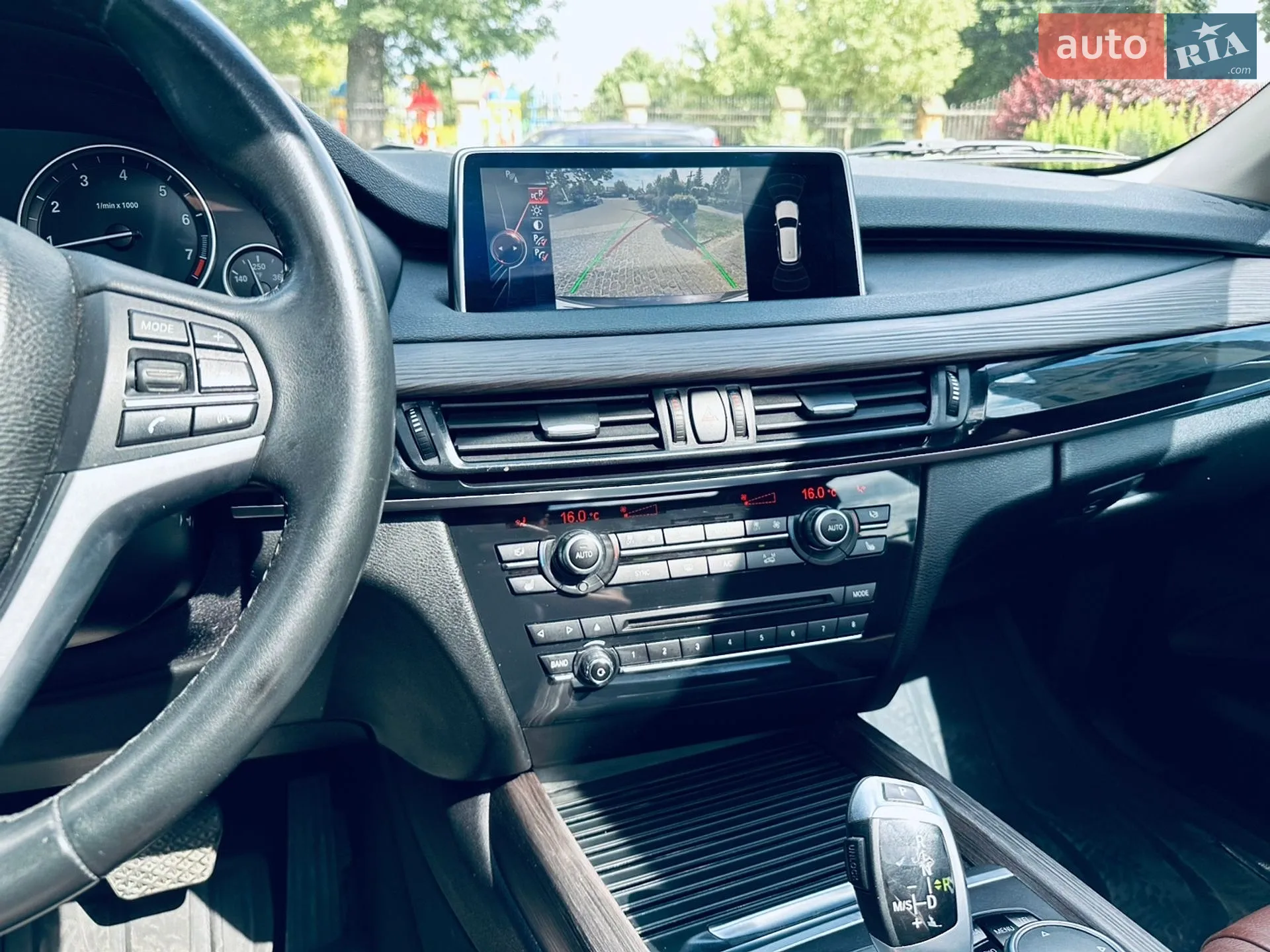 2016 BMW X5 - мініатюра 24