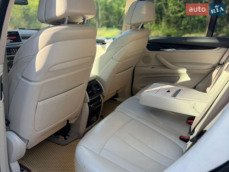 Внедорожник / Кроссовер BMW X5 2015 в Львове