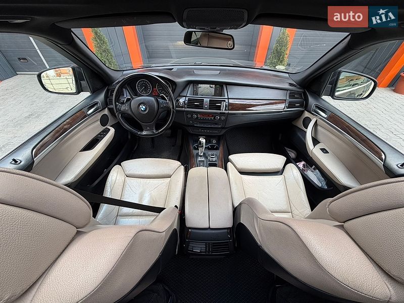 Внедорожник / Кроссовер BMW X5 2012 в Одессе