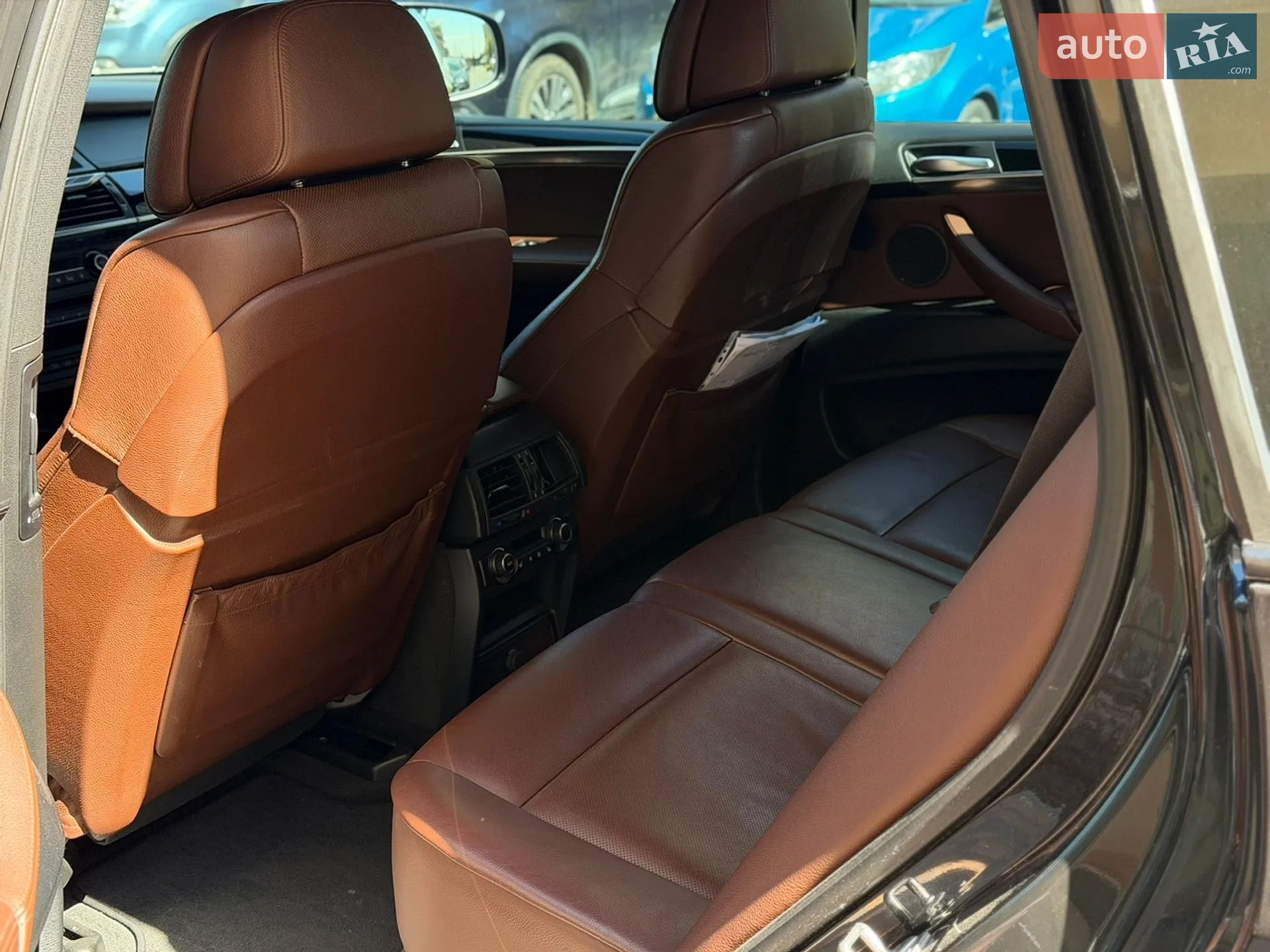 2010 BMW X5 - мініатюра 20