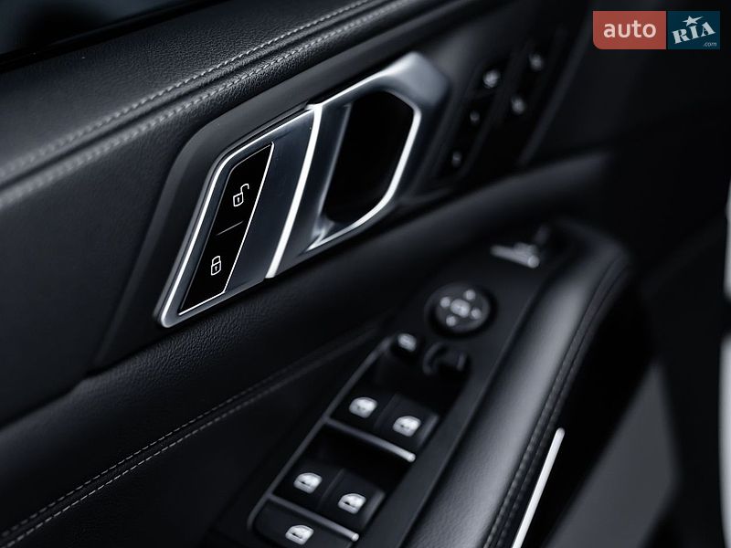 Внедорожник / Кроссовер BMW X5 2019 в Киеве