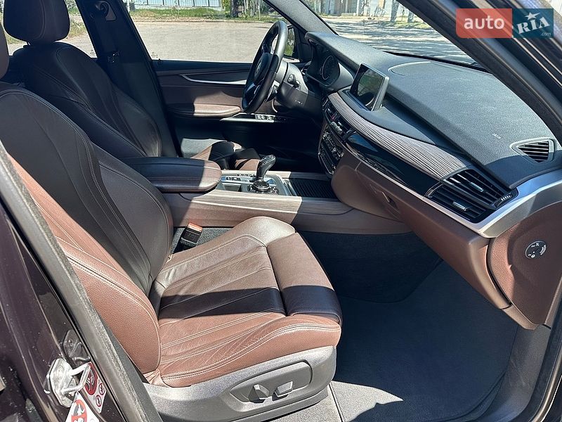 Позашляховик / Кросовер BMW X5 2015 в Миколаєві