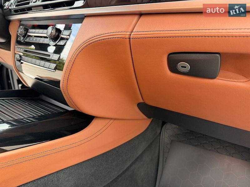 Внедорожник / Кроссовер BMW X5 2015 в Киеве