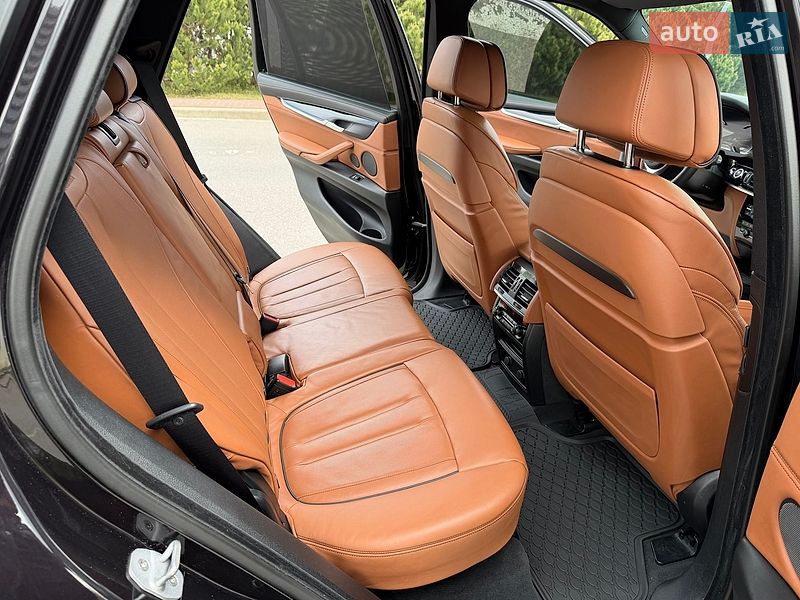 Внедорожник / Кроссовер BMW X5 2015 в Киеве