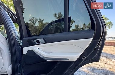 Внедорожник / Кроссовер BMW X5 2022 в Киеве