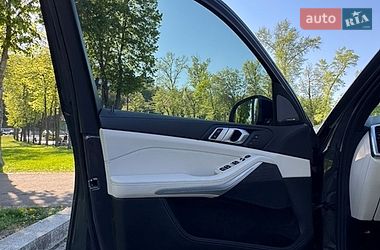 Внедорожник / Кроссовер BMW X5 2022 в Киеве