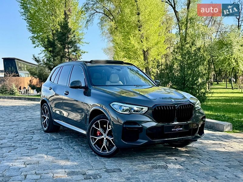 Внедорожник / Кроссовер BMW X5 2022 в Киеве