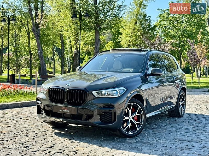 Внедорожник / Кроссовер BMW X5 2022 в Киеве