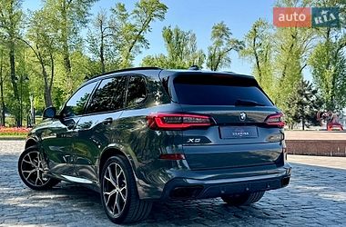 Внедорожник / Кроссовер BMW X5 2022 в Киеве