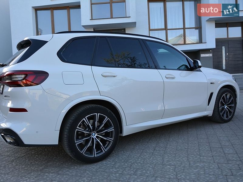 Внедорожник / Кроссовер BMW X5 2022 в Трускавце
